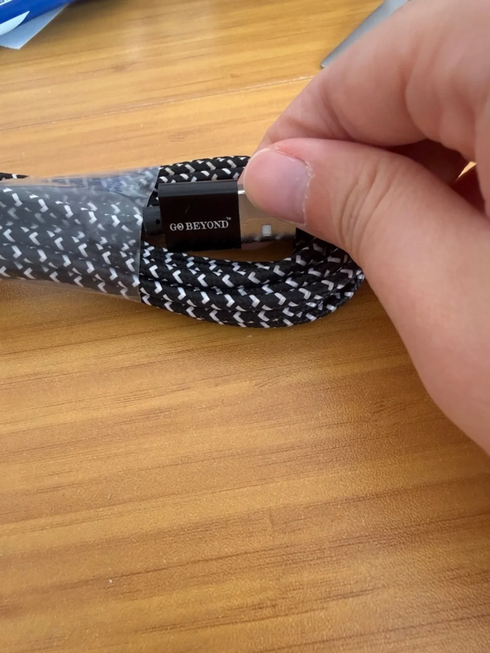 Braided USB to Micro-USB Cable in Black & White